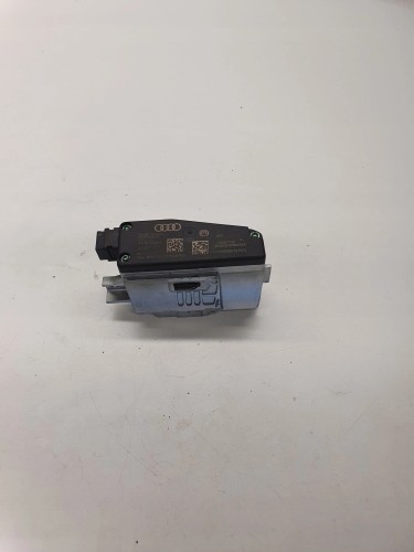 BLOKADA KIEROWNICY RYGIEL AUDI A4 A5 Q5 8K0905852C