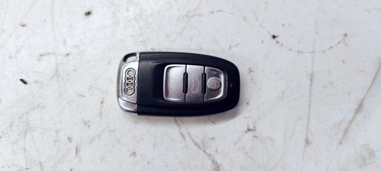 KLUCZYK PILOT AUDI A4 S4 B8 A5 S5 Q5 Q3 8T0959754D