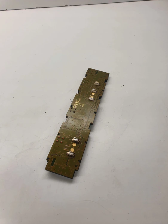 WZMACNIACZ ANTENOWY AUDI A3 A4 A6 4F5035225A