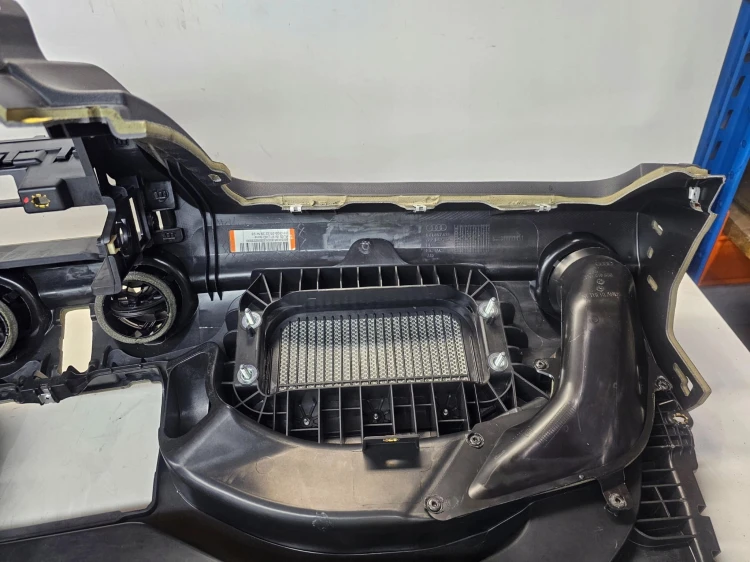 DESKA KOKPIT KONSOLA AUDI A1 8X ORYGINAŁ