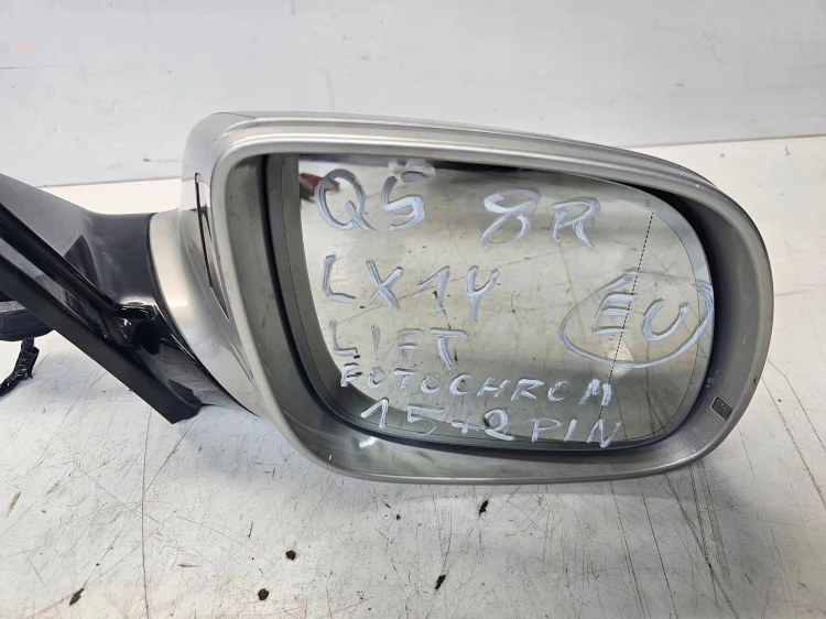 LUSTERKO ZEWNĘTRZNE PRAWE AUDI Q5 8R LIFT 15+2 PIN EUROPA