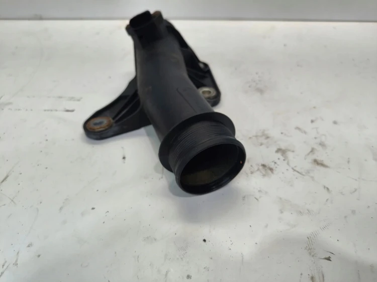 RURA INTERCOOLERA AUDI A4 B8 A5 8T Q5 8R 8K0145673R 8K0145673E Z CZUJNIKIEM