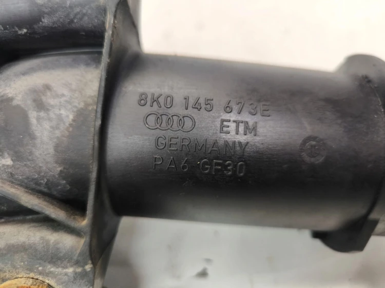RURA INTERCOOLERA AUDI A4 B8 A5 8T Q5 8R 8K0145673R 8K0145673E Z CZUJNIKIEM
