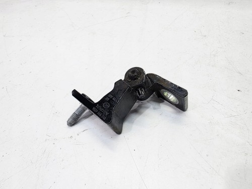 ZAWIAS DRZWI LEWY AUDI A1 8X Q3 8U A3 8V 8V0833403A