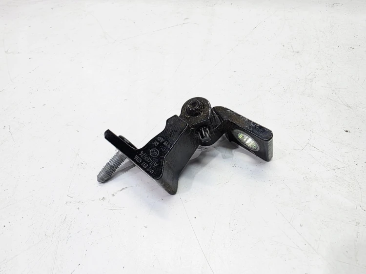 ZAWIAS DRZWI LEWY AUDI A1 8X Q3 8U A3 8V 8V0833403A