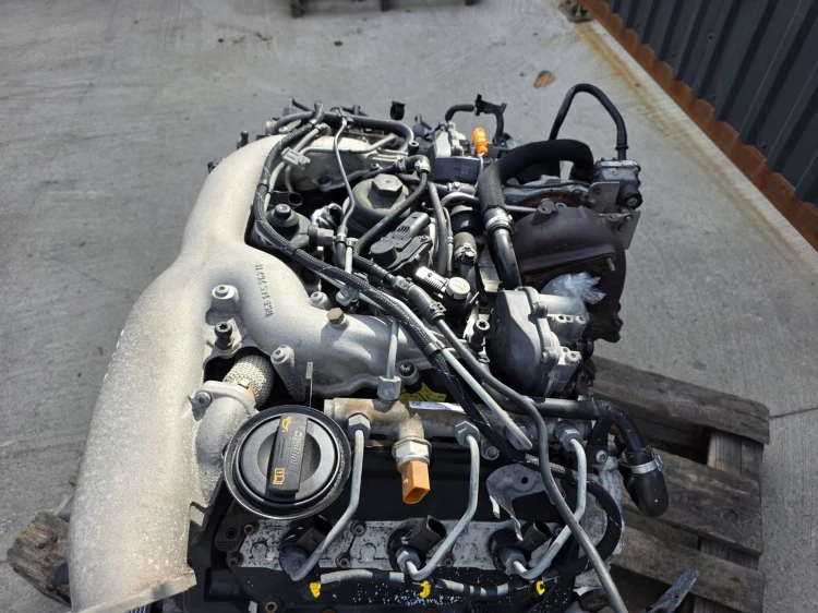 SILNIK KOMPLETNY AUDI A4 B8 A5 8T Q5 8R ITP 3.0 TDI CCW CCWA 124101KM *3*