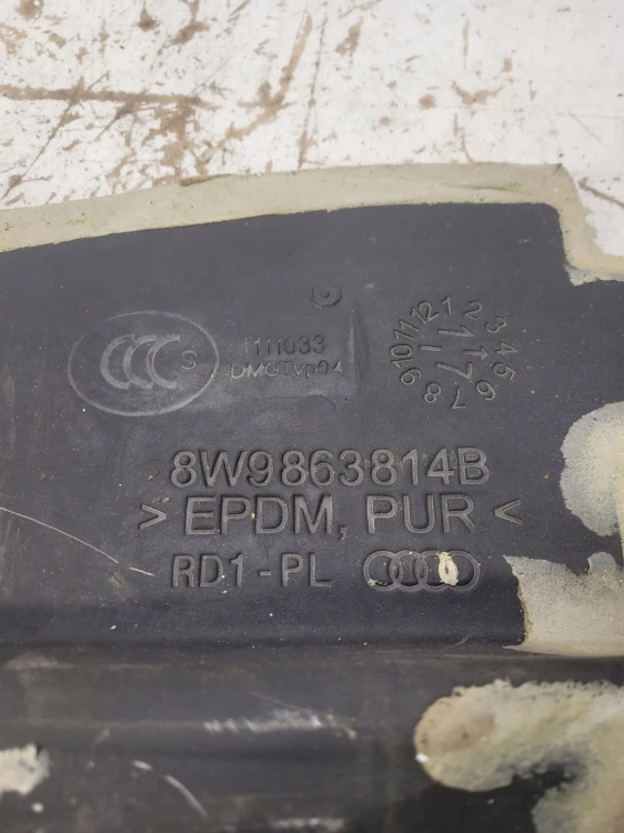 WYGŁUSZENIE BŁOTNIKA PRAWE AUDI A4 B9 8W9863814B