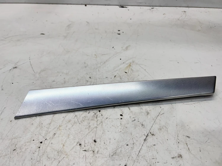 DEKOR DRZWI PRAWY PRZÓD AUDI A3 8P 8P4867410