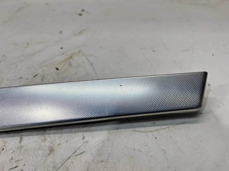 DEKOR DRZWI PRAWY PRZÓD AUDI A3 8P 8P4867410