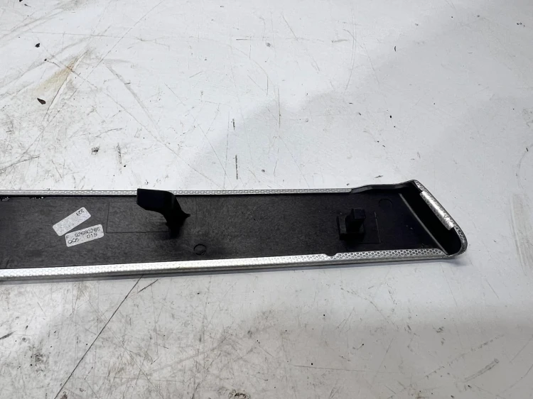 DEKOR DRZWI PRAWY PRZÓD AUDI A3 8P 8P4867410