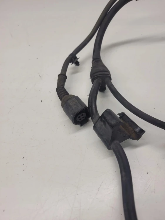 WIĄZKA ZACISKU LEWY TYŁ AUDI A6 C6 4F0972253AG