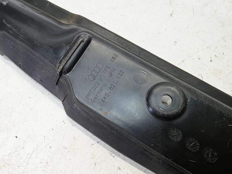 WYGŁUSZENIE BŁOTNIKA PRAWE AUDI A6 C8 4K0821112