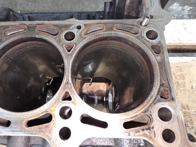 BLOK SILNIKA AUDI A4 B7 A6 C6 3.0 TDI ASB 059103021BL 9/26