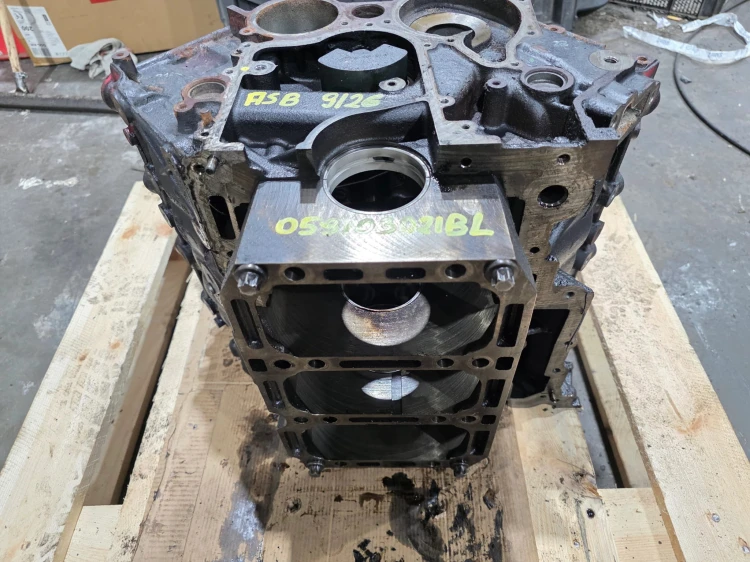 BLOK SILNIKA AUDI A4 B7 A6 C6 3.0 TDI ASB 059103021BL 9/26