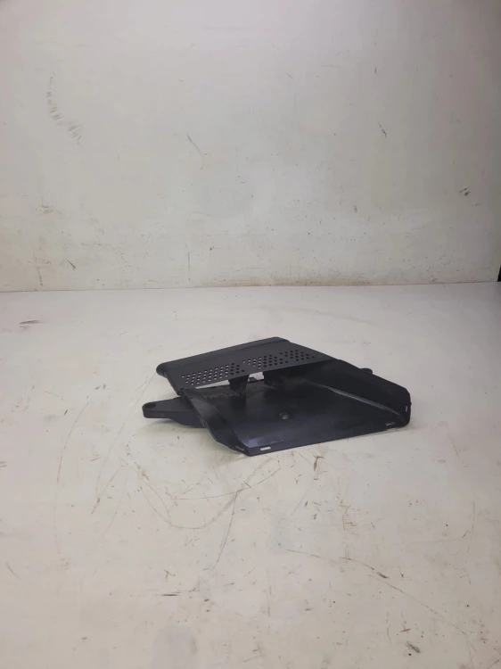 WLOT DOLOT POWIETRZA AUDI A4 B8 LIFT A5 8K0129618E