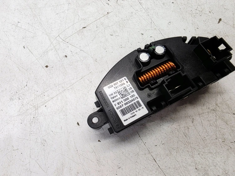 REZYSTOR OPORNIK DMUCHAWY AUDI A3 8V VOLKSWAGEN SEAT SKODA 5Q0907521E