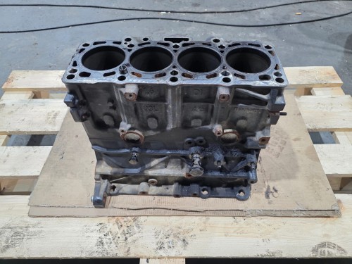 BLOK SILNIKA AUDI VOLKSWAGEN SEAT SKODA 1.6 TDI CAY 03L021AL 3/26
