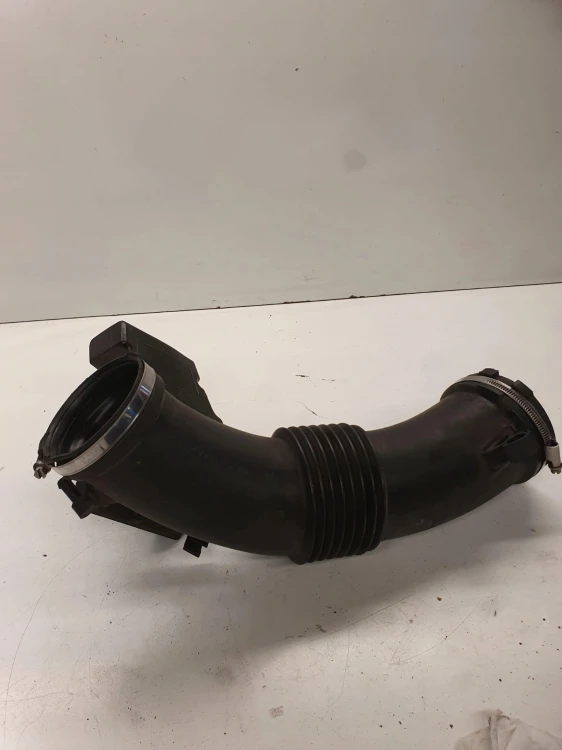 WĄŻ RURA POWIETRZA AUDI A4 B8 A5 06E129627S