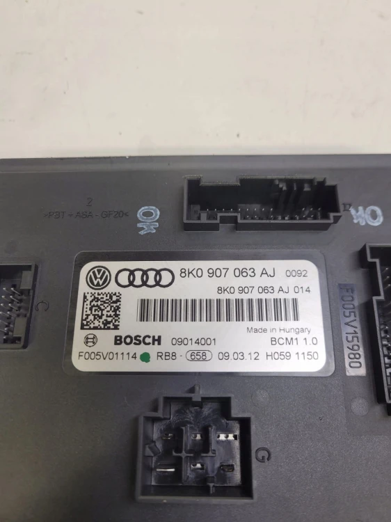 MODUŁ KOMFORTU AUDI A4 S4 S5 A5 Q5 8R 8K0907063AJ