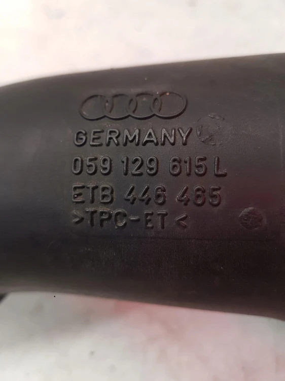 RURA SSĄCA POWIETRZA AUDI A6 C7 A7 059129615L 3.0