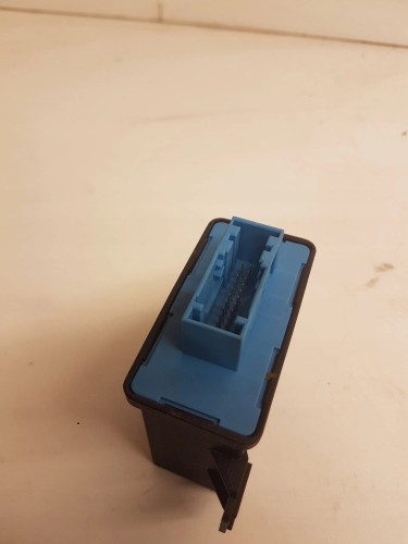 STEROWNIK MODUŁ ŚWIATEŁ AUDI A4 A5 Q5 8T0907357A