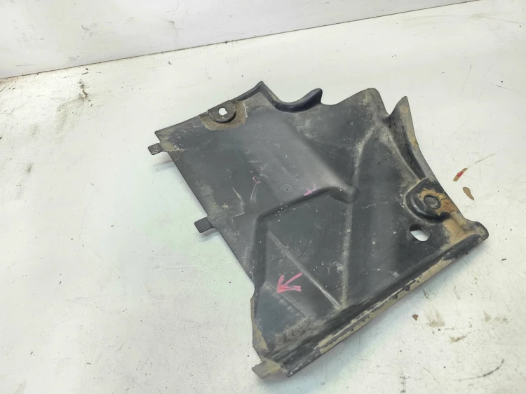OSŁONA PŁYTA PODWOZIA PRAWA MAŁA AUDI A5 8F CABRIO 8F0825202