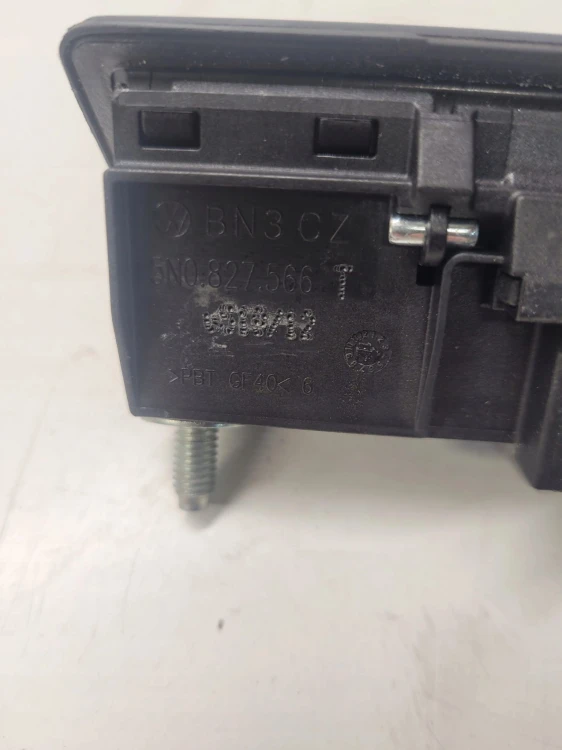 KLAMKA KLAPY TYŁ AUDI A4 A5 A6 Q5 5N0827566T
