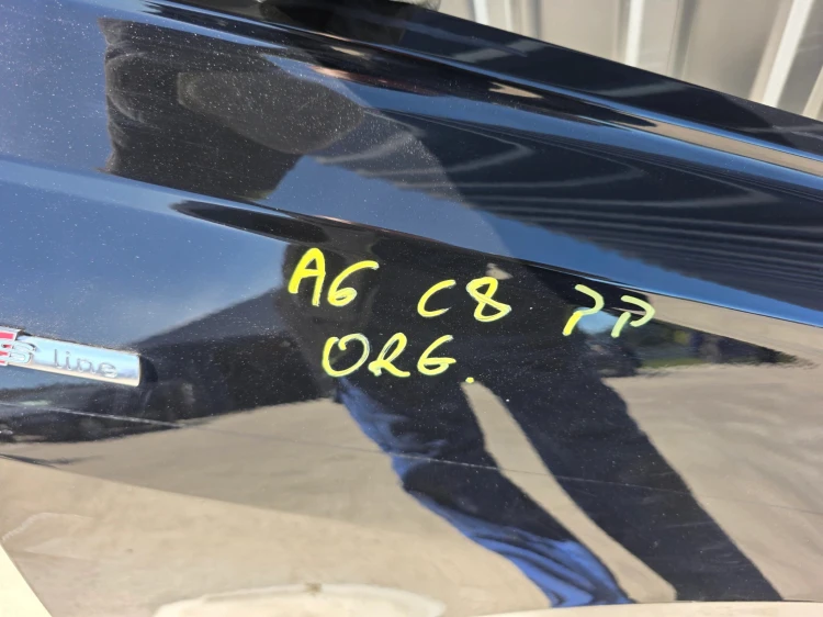 BŁOTNIK PRAWY PRZÓD AUDI A6 C8 ORYGINAŁ !!!