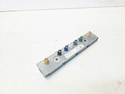 WZMACNIACZ ANTENOWY AUDI Q7 4L 4L0035225G