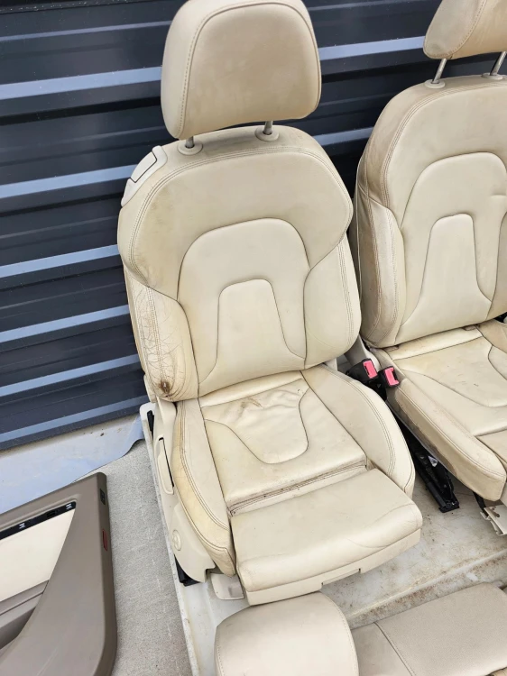 FOTEL FOTELE AUDI A5 SKÓRA COUPE JASNA SKÓRA KPL