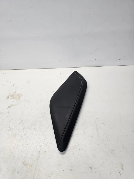 OSŁONA ZAŚLEPKA TUNELU PRAWA AUDI A6 C7 4G0863306