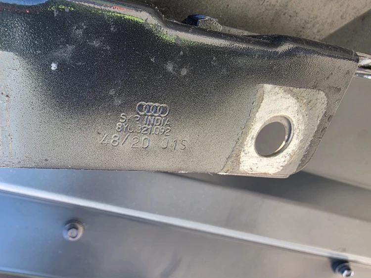 BŁOTNIK PRAWY PRZÓD AUDI A3 8Y SEDAN 3-DRZWI, SPORTBACK ORYGINAŁ !!!