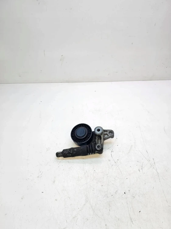 NAPINACZ PASKA ROZRZĄDU AUDI A4 A5 A6 2.7 TDI 059145201F