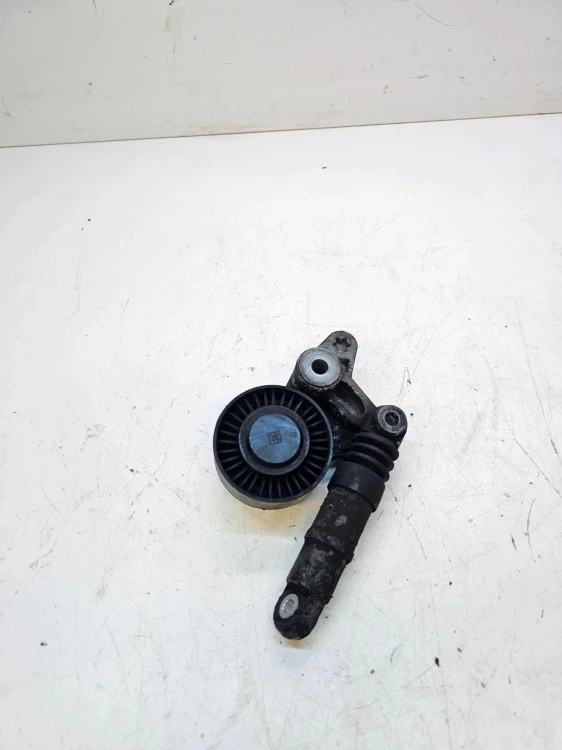 NAPINACZ PASKA ROZRZĄDU AUDI A4 A5 A6 2.7 TDI 059145201F