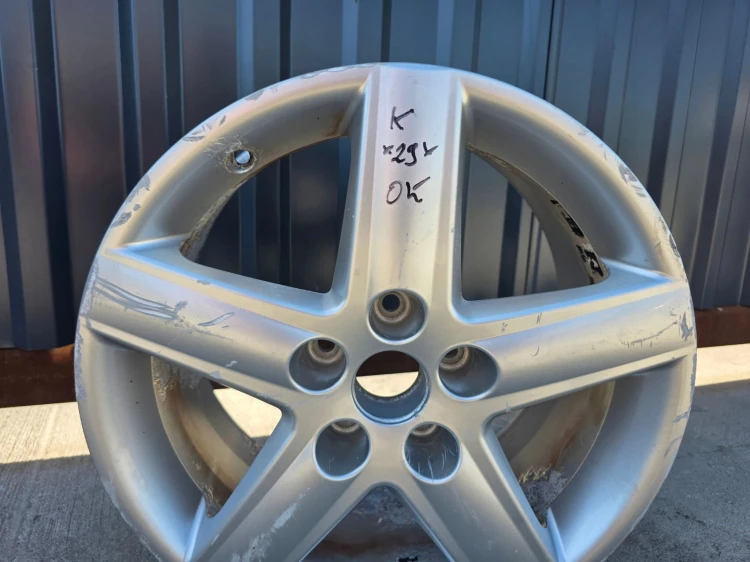 FELGA ALUMINIOWA VW SEAT SKODA AUDI 7.5J R17 ET45 4F0601025AF K*29* OK