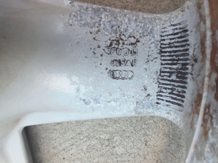 FELGA ALUMINIOWA VW SEAT SKODA AUDI 7.5J R17 ET45 4F0601025AF K*29* OK
