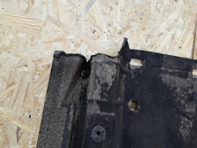 OSŁONA PŁYTA PODWOZIA LEWA AUDI A5 8T SPORTBACK 8T8825207B ORYGINAŁ *10*