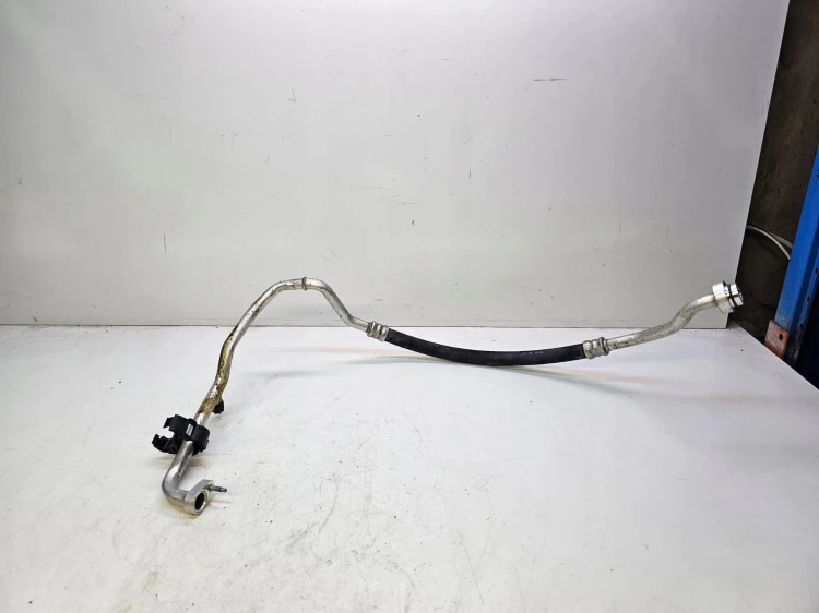 WĄŻ PRZEWÓD KLIMATYZACJI AUDI A3 8V VW SEAT 5Q0820743C