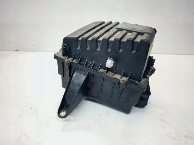 OBUDOWA FILTRA POWIETRZA AUDI A1 8X VOLKSWAGEN SEAT SKODA 6R0129601J