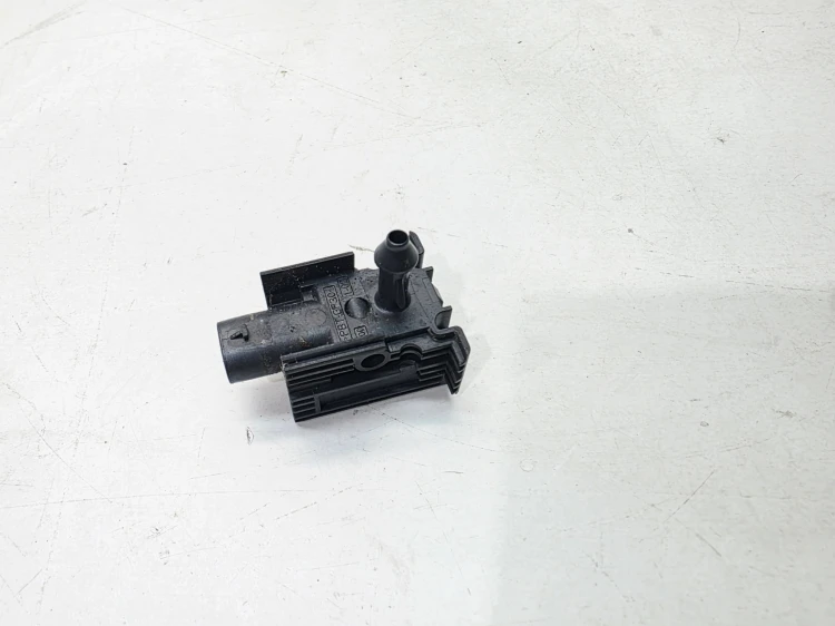CZUJNIK OCHRONY PIESZYCH AUDI Q5 FY 80A959121A OK