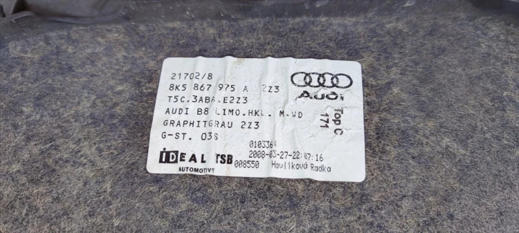 TAPICERKA KLAPY TYL AUDI A4 B8 SEDAN 8K5867975A 2Z3