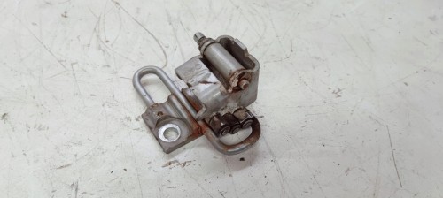 ZAWIAS DRZWI LEWY DOLNY AUDI A3 A4 A6 8E0831411E