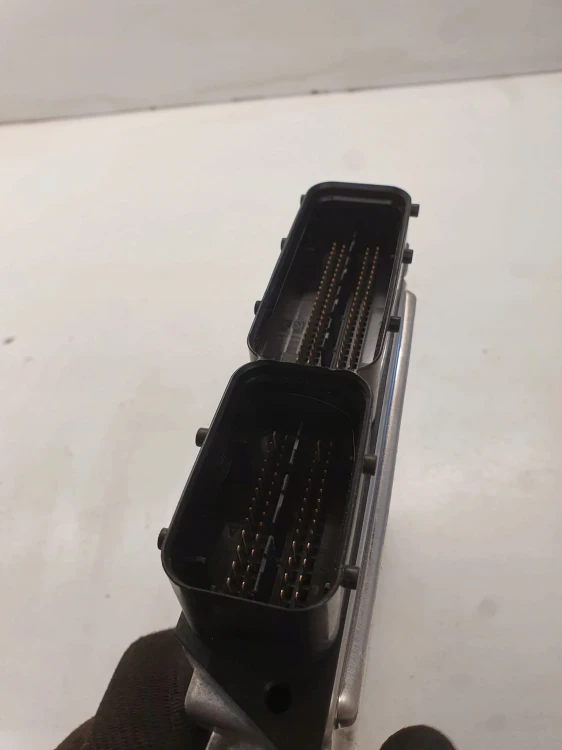 KOMPUTER STEROWNIK SILNIKA AUDI A6 2.7 4F7910401