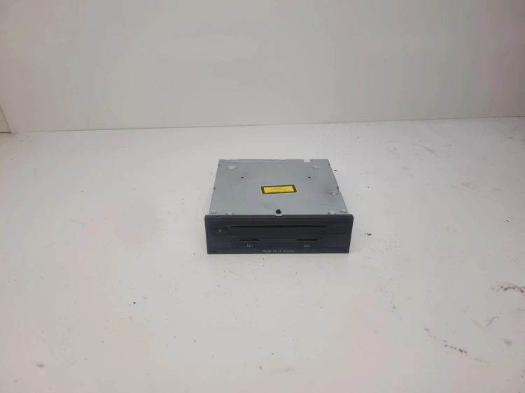 CZYTNIK MMI 3G MULTIMEDIA AUDI Q7 A6 C6 4E0035652D
