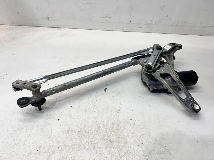 MECHANIZM SILNIK WYCIERACZEK PRZÓD AUDI A5 8W 8W6955023C