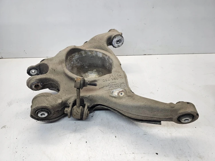 WAHACZ LEWY TYŁ POD PNEUMATYKĘ AUDI A6 C6 4F0505311L