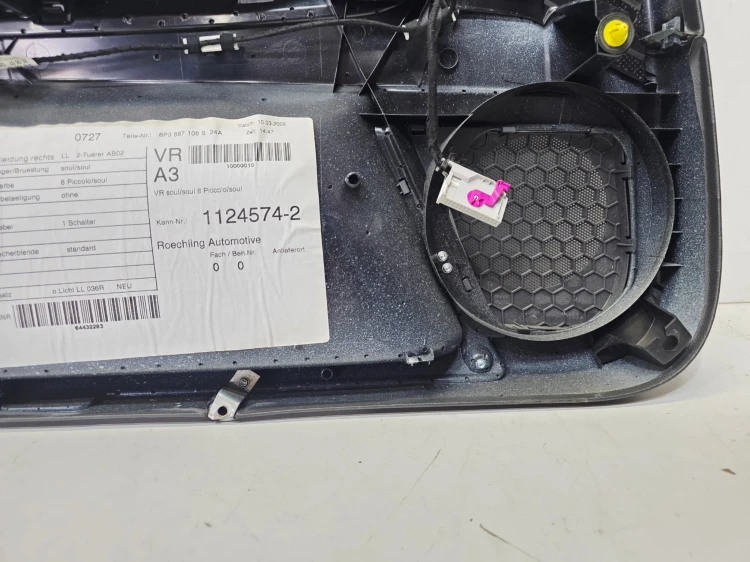 BOCZEK TAPICERAKA DRZWI PRAWY PRZÓD AUDI A3 8P 8P3867106S 24A 4/26