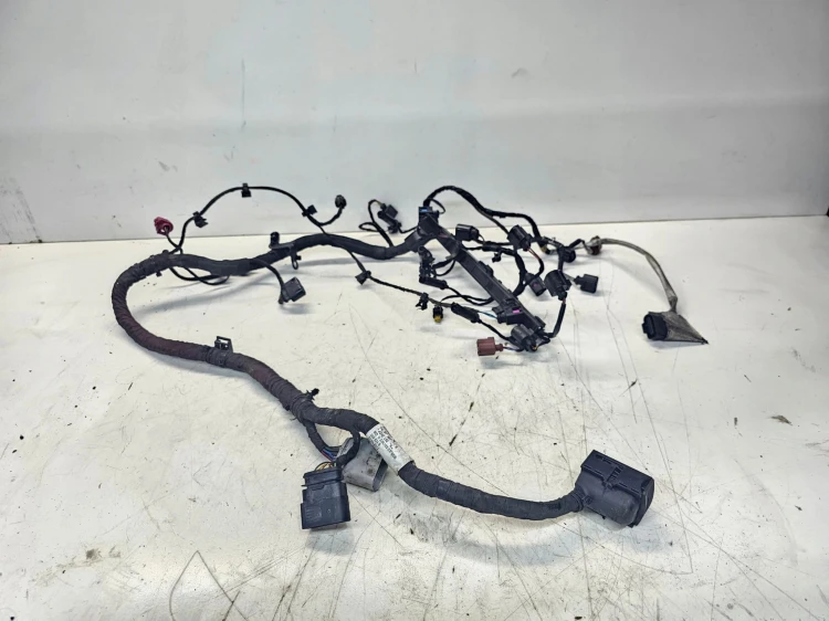 WIĄZKA SILNIKA AUDI A3 8V VW SEAT SKODA 2.0 TDI 04L972627AK