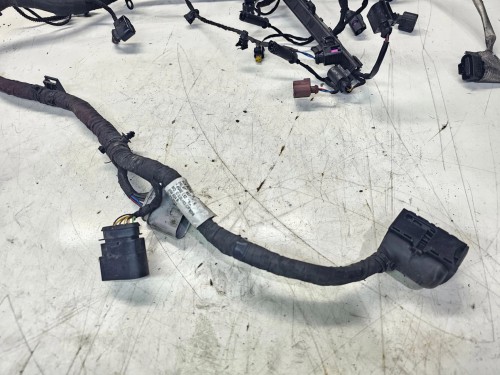 WIĄZKA SILNIKA AUDI A3 8V VW SEAT SKODA 2.0 TDI 04L972627AK