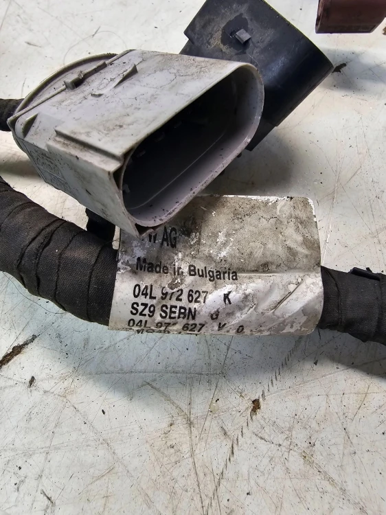 WIĄZKA SILNIKA AUDI A3 8V VW SEAT SKODA 2.0 TDI 04L972627AK